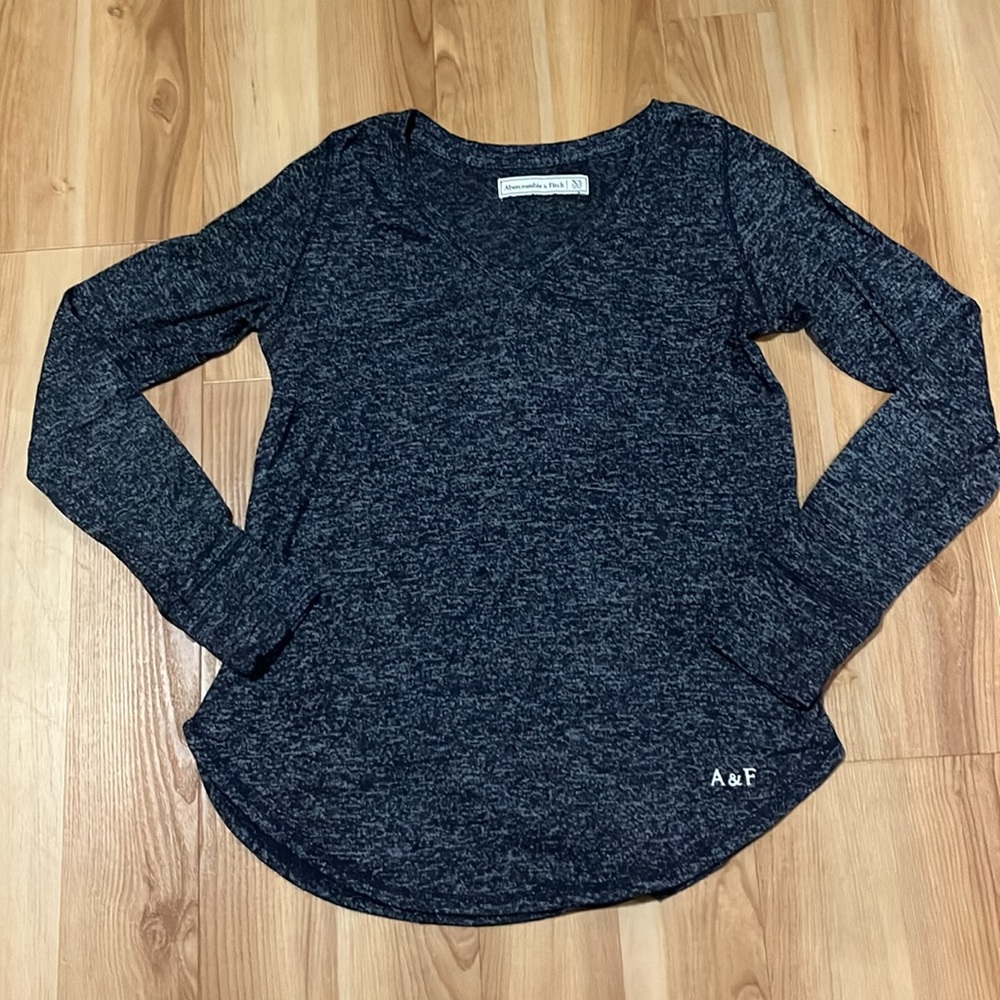 Abercrombie & Fitch Navy Fitted Long Sleeve - Picture 2 of 4